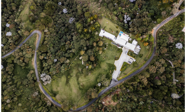 Venta de Casa Campestre en Parcelación El Retiro