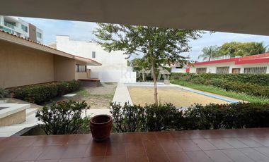 PRECIOSA RESIDENCIA EN VENTA FRENTE AL RÍO EN FRACCIONAMIENTO RESIDENCIAL JARDINES