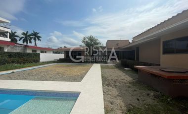 PRECIOSA RESIDENCIA EN VENTA FRENTE AL RÍO EN FRACCIONAMIENTO RESIDENCIAL JARDINES