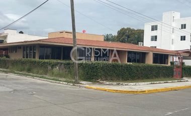PRECIOSA RESIDENCIA EN VENTA FRENTE AL RÍO EN FRACCIONAMIENTO RESIDENCIAL JARDINES
