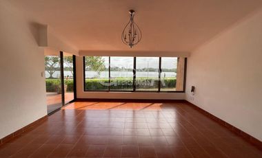 PRECIOSA RESIDENCIA EN VENTA FRENTE AL RÍO EN FRACCIONAMIENTO RESIDENCIAL JARDINES