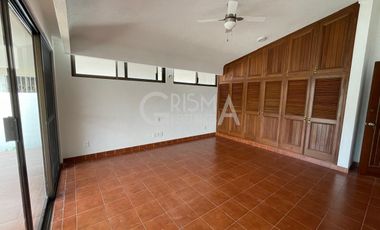 PRECIOSA RESIDENCIA EN VENTA FRENTE AL RÍO EN FRACCIONAMIENTO RESIDENCIAL JARDINES
