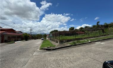 VILLA ZAITA / VILLAS ALPINAS / TERRENO / 608M / ESQUINA / PLANO