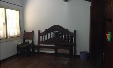 VENTA EXCELENTE CHALET CENTRICO EN IMPECABLE ESTADO