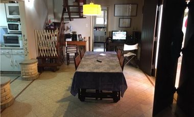 VENTA EXCELENTE CHALET CENTRICO EN IMPECABLE ESTADO