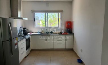 Casa en venta de 3 dormitorios y pileta. Santa Elena. Pilar
