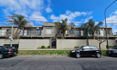 VENTA HERMOSO DPTO 3AMB C/COCH COMPLEJO SAN MIGUEL