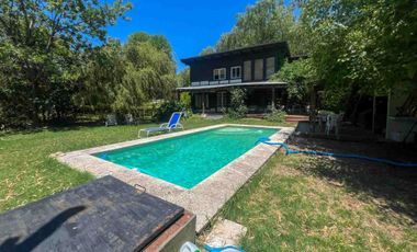 VENTA DE CASA 4 AMBIENTES EN INGENIERO MASCHWITZ