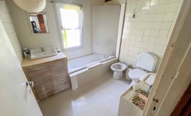 VENTA DE CASA 4 AMBIENTES EN INGENIERO MASCHWITZ