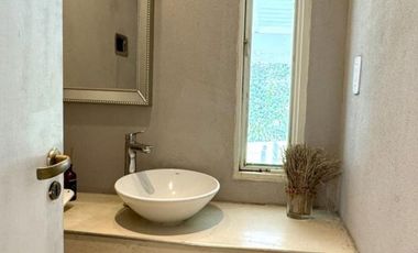 VENTA CASA COUNTRY MIRAFLORES 5 AMBIENTES