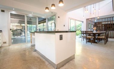 Venta Casa en Country Los Molinos