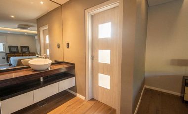 Venta Casa en Country Los Molinos