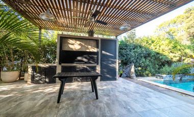 Venta Casa en Country Los Molinos