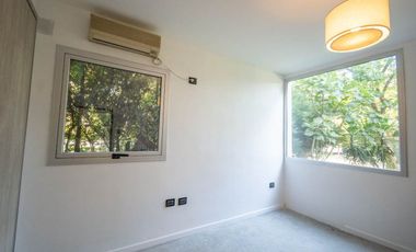 Venta Casa en Country Los Molinos