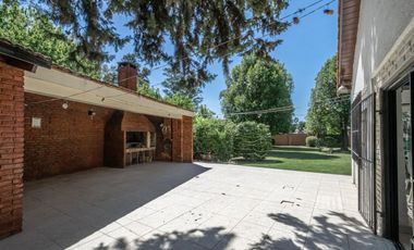 Quinta venta en Benavidez con pileta