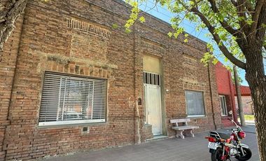 VENTA CASA ANTIGUA CON GRAN TERRENO APTA CREDITO