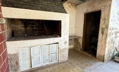 VENTA CASA ANTIGUA CON GRAN TERRENO APTA CREDITO