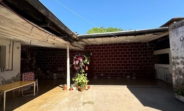 VENTA CASA ANTIGUA CON GRAN TERRENO APTA CREDITO