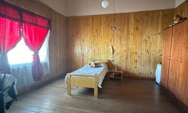 VENTA CASA ANTIGUA CON GRAN TERRENO APTA CREDITO