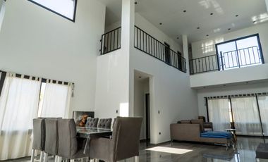 VENTA CASA 5 AMBIENTES SAN RAMON - PILAR DEL ESTE