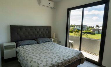 VENTA CASA 5 AMBIENTES SAN RAMON - PILAR DEL ESTE