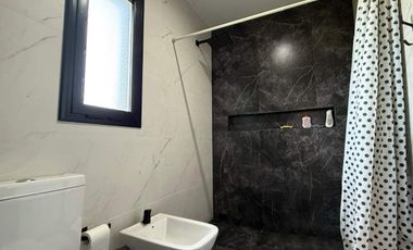 VENTA CASA 5 AMBIENTES SAN RAMON - PILAR DEL ESTE