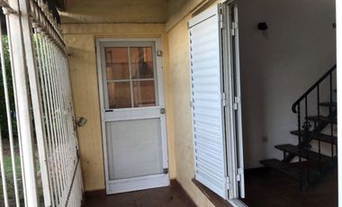 VENTA CASA CON PISCINA Y PARQUE EN NAVARRO