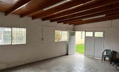 VENTA QUINTA CON PISCINA Y PARQUE EN NAVARRO