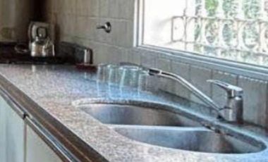VENTA QUINTA CON PISCINA Y PARQUE EN NAVARRO