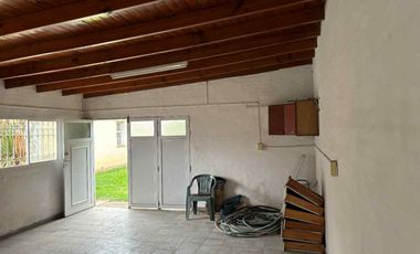 VENTA QUINTA CON PISCINA Y PARQUE EN NAVARRO