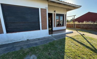 VENTA CHALET SANTA CLARA  A METROS DEL MAR