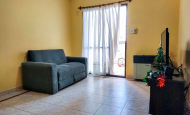 Se vende departamento de 3 dormitorios mas cochera