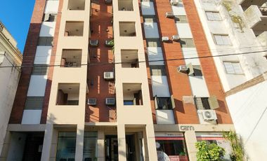 Se vende departamento de 3 dormitorios mas cochera