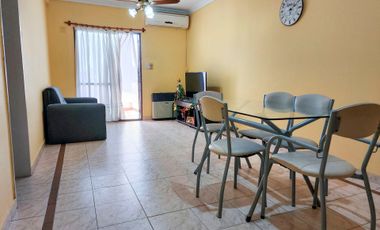 Se vende departamento de 3 dormitorios mas cochera