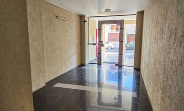 Se vende departamento de 3 dormitorios mas cochera