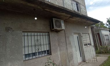 Venta casa 5 ambientes en Pontevedra
