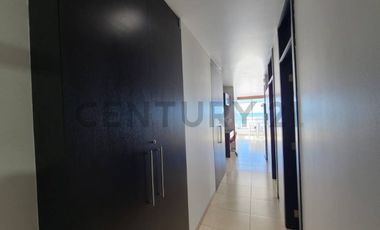 Venta Departamento Amoblado con Vista al Mar en Edificio Ana Capri, Salinas