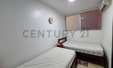 Venta Departamento Amoblado con Vista al Mar en Edificio Ana Capri, Salinas