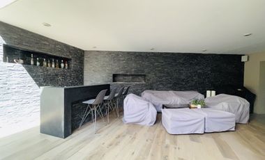 Muy buena casa en renta en condominio en Bosques