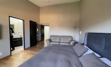 Muy buena casa en renta en condominio en Bosques