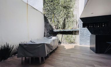 Muy buena casa en renta en condominio en Bosques