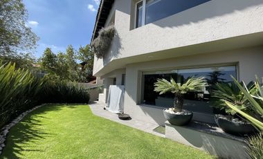 Muy buena casa en renta en condominio en Bosques