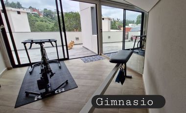 Excelente casa en renta en la Herradura.