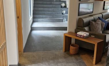 Excelente casa en renta en la Herradura.