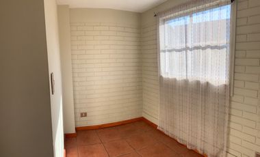 EXCELENTE CASA EN ARRIENDO 4D/3B, PUDAHUEL