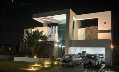 Casa en Fraccionamiento Lagunas de Miralta