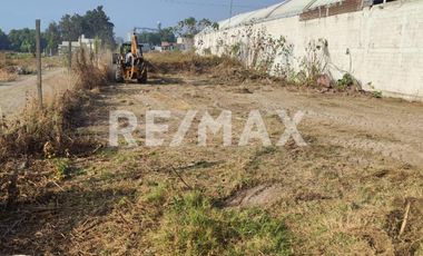 SE RENTA TERRENO - (3)
