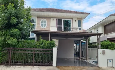 Corner unit house for rent and sale near by