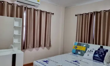 Corner unit house for rent and sale near by