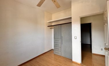 Casa en renta en Fracc.Colinas del rey.
